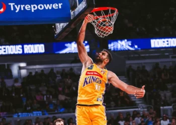 Tim Soares pega oito rebotes e Sydney Kings derrubam último invicto na NBL