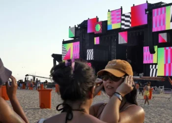 Copacabana já vive clima de expectativa para a festa da virada