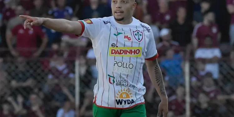 Atacante revelado pela Portuguesa acerta com equipe da Série B