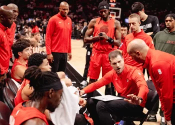 Oklahoma City Thunder ganha revanche contra Tiago Splitter