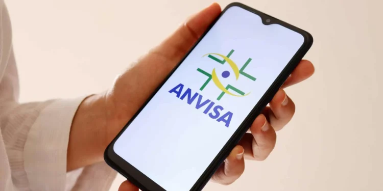 Suplementos são proibidos pela Anvisa após ação de fiscalização