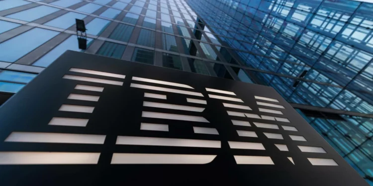 Quem foi Louis Gerstner, o CEO que salvou a IBM nos anos 1990