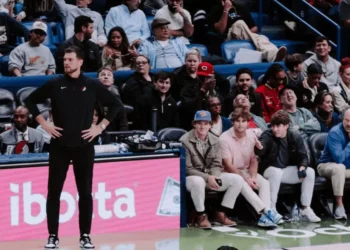 Portland toma uma surra do vice-lanterna da NBA e perde a terceira seguida