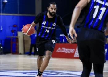 Líderes colecionam vitórias tranquilas em sábado com 8 jogos no NBB