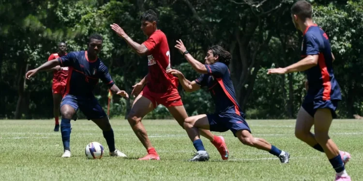 Zé Vitor destaca importância da reta final de jogos-treino antes da estreia no Paulistão