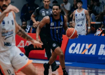 Pinheiros vence Unifacisa como visitante e conquista liderança do NBB