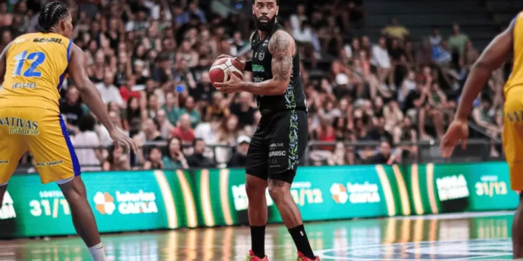 União Corinthians atropela Fortaleza no NBB e vence por mais de 30 pontos