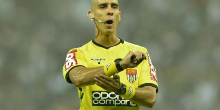 FPF divulga equipe de arbitragem para Portuguesa x Palmeiras