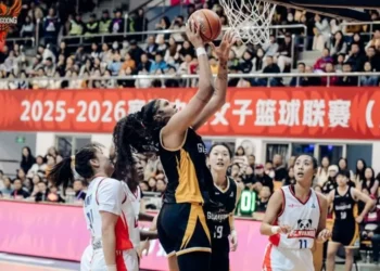 Kamilla Cardoso faz novo duplo-duplo em derrota do Guangdong