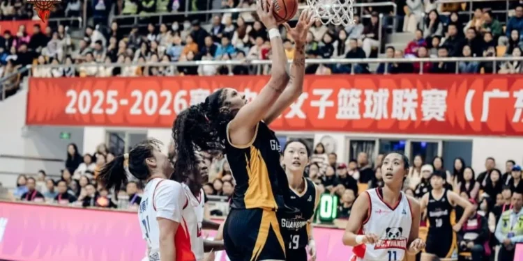 Kamilla Cardoso faz novo duplo-duplo em derrota do Guangdong