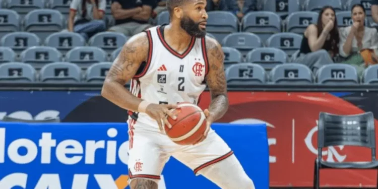 Flamengo derrota Corinthians e se isola na liderança do NBB