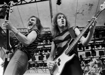 Morre Francis Buchholz, baixista que marcou os Scorpions, aos 71 anos