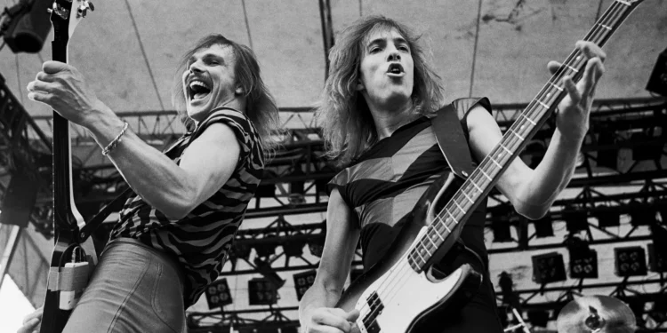 Morre Francis Buchholz, baixista que marcou os Scorpions, aos 71 anos