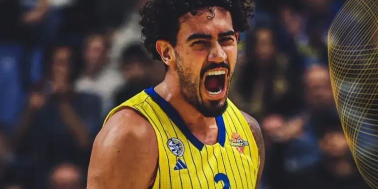 Márcio Santos tem atuação relevante para Maccabi vencer e seguir no topo em Israel