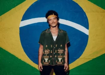 Novo álbum de Bruno Mars ganha título e data de lançamento após anos de espera