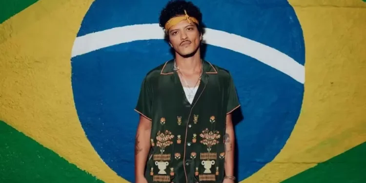 Novo álbum de Bruno Mars ganha título e data de lançamento após anos de espera