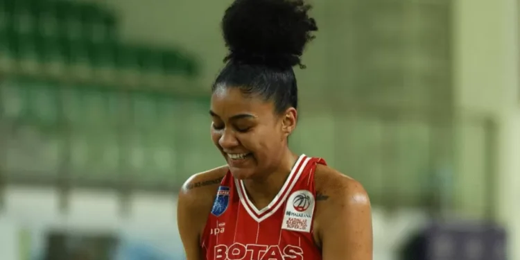 Damiris Dantas marca 32 pontos, mas Botas perde para o CBK Mersin na KBSL