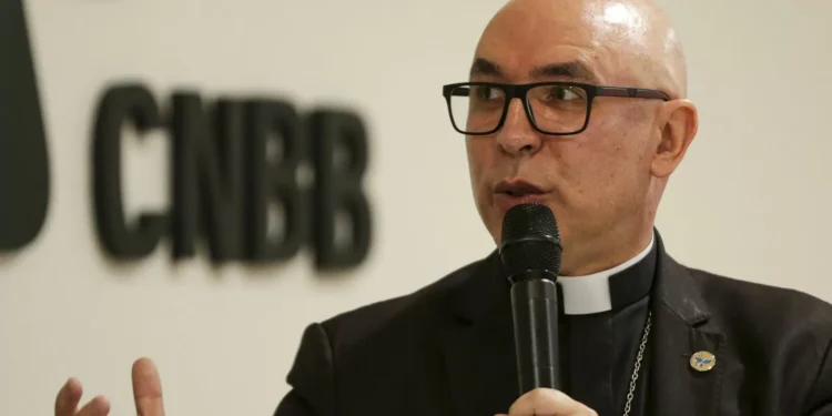 CNBB defende democracia e alerta para “graves retrocessos” no Brasil