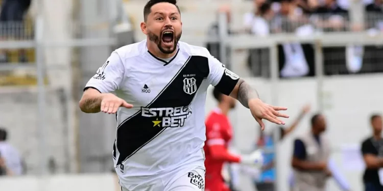 Portuguesa faz sondagem por Elvis, de saída da Ponte Preta