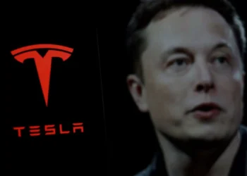 China desmente Elon Musk sobre aprovação do Tesla de direção autônoma no país