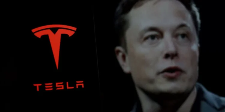 China desmente Elon Musk sobre aprovação do Tesla de direção autônoma no país