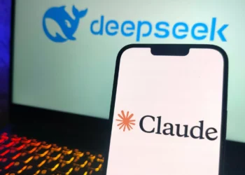 Anthropic acusa DeepSeek e outras chinesas de usar Claude para treinar modelos de IA