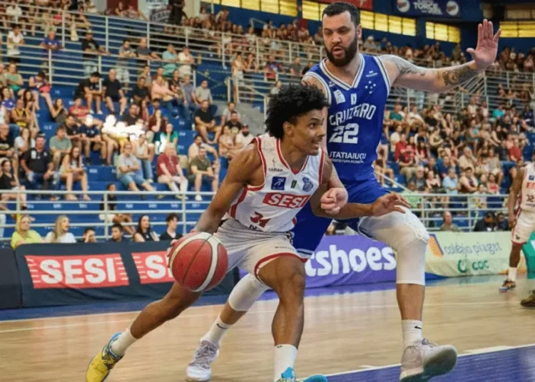 Sesi Franca domina Cruzeiro e sobe na tabela do NBB