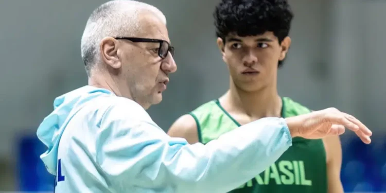 Petrovic confirma Gui Santos em agosto e aposta alto em Edu Santos: “Vai ser melhor que o irmão”