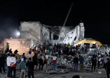 Irã eleva para 153 as estudantes mortas em ataque a escola